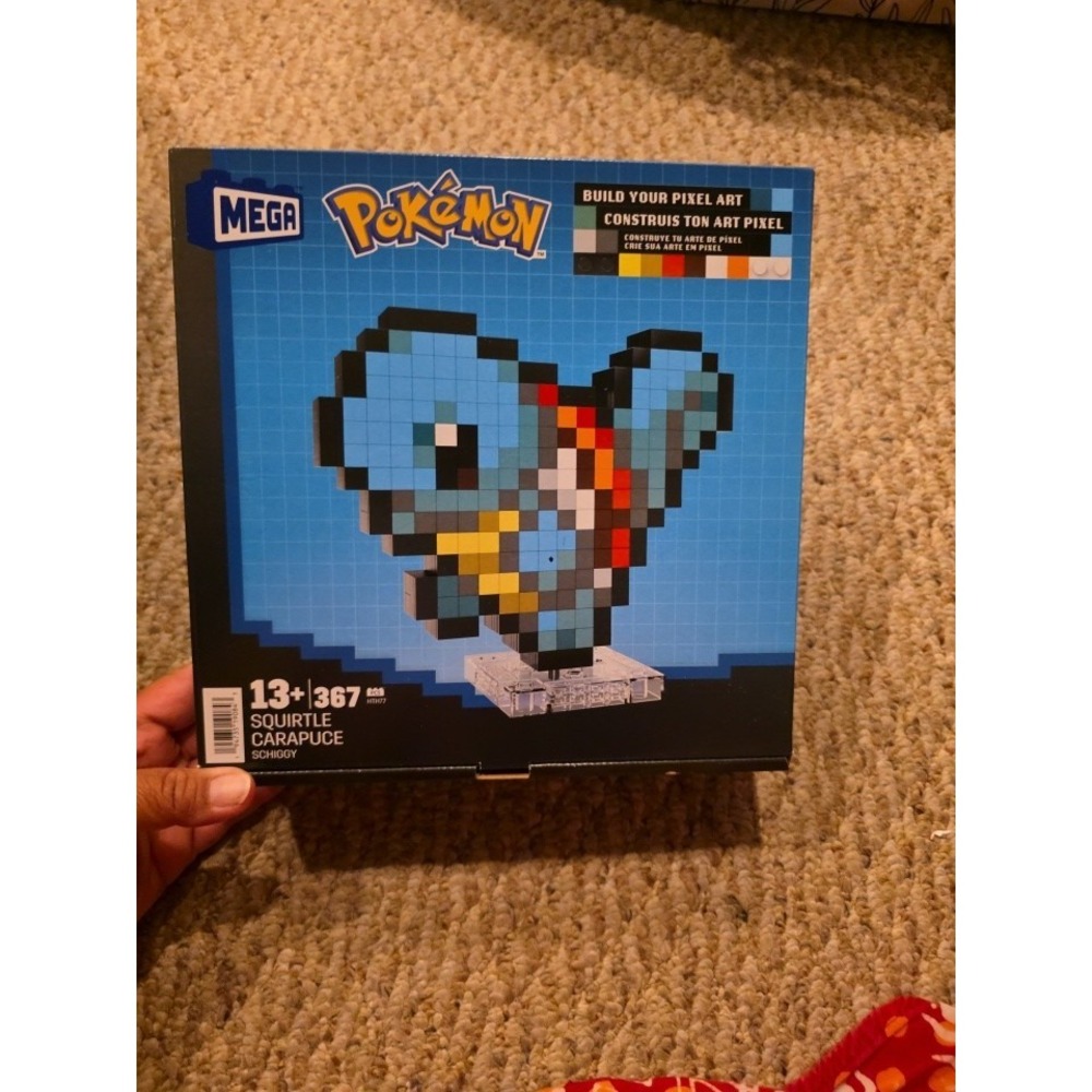 MEGA Pokémon Action Figure Building Set, Squirtle with 367 Pieces and Pixel  New